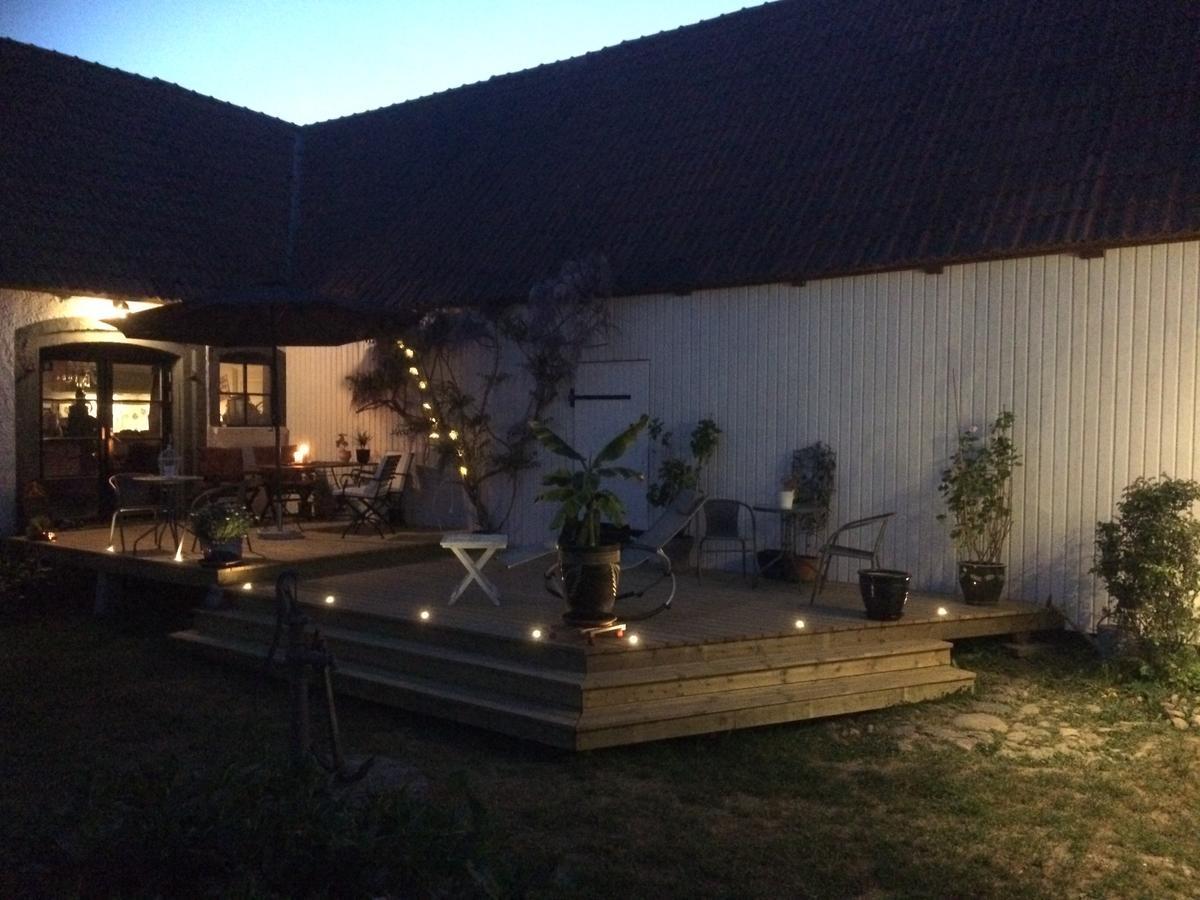 Garden Mellan Slotten Svarte Ngoại thất bức ảnh
