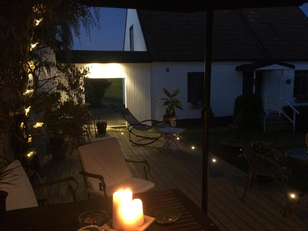 Garden Mellan Slotten Svarte Ngoại thất bức ảnh